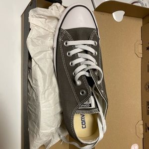 NWT Women’s Converse
